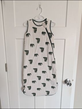 Kyte BABY Cream Sleep Sack with Green Elephant Pattern